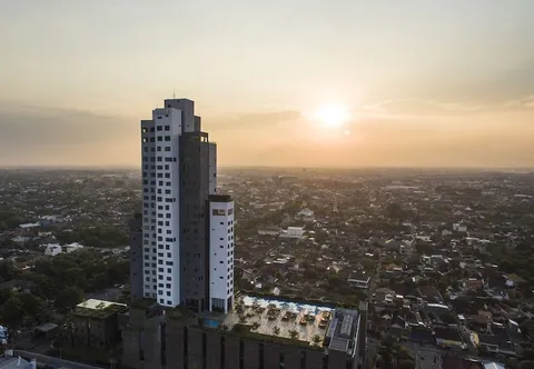 Alila Solo, Java